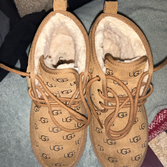 UGG Tan Sheepskin Lined Boots - Picture 1 of 8